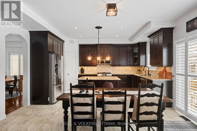 29512841/407-landswood-way/stittsville-south/ottawa/ontario/K2S0A3_5