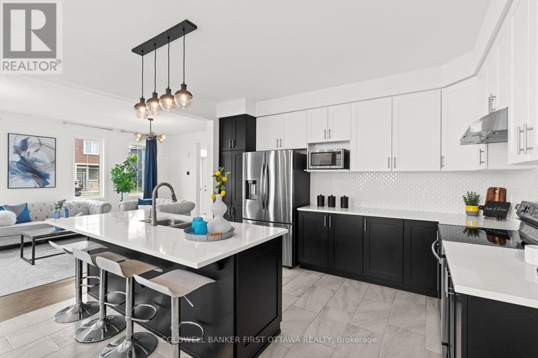 28450240/10-racemose-street/half-moon-bay/ottawa/ontario/K2J6Z9_17