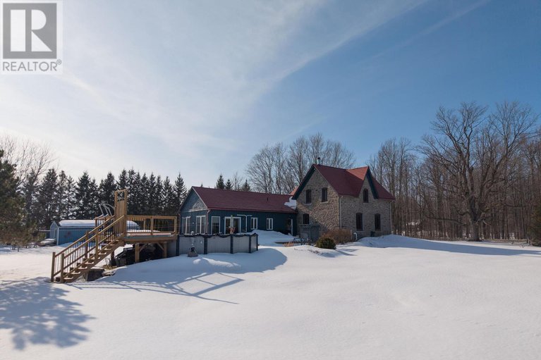 29433673/2090-beach-road/north-grenville-twp-kemptville-south/north-grenville/ontario/K0G1S0_7