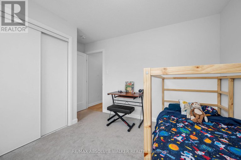 28786896/21-fossa-terrace-n/half-moon-bay/ottawa/ontario/K2J6W4_21