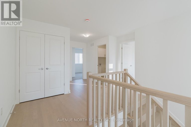 29652352/1729-rotterdam-circle/rural-kanata-central/ottawa/ontario/K2W1A5_37