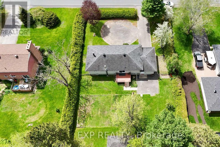 28570683/751-pattee-road/champlain-twp/champlain/ontario/K6A2R2_47