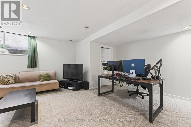 29305837/37-flowertree-crescent/emerald-meadowstrailwest/ottawa/ontario/K2M2R8_42