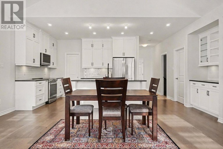 29304430/621-enclave-lane-sw/town-of-rockland/clarence-rockland/ontario/K4K0M8_5