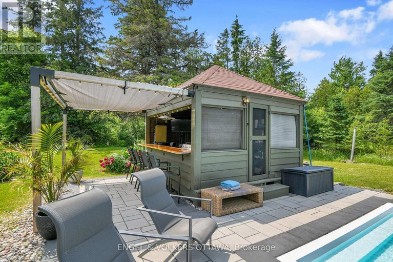 29126982/102-delaney-drive/huntley-ward-south-west/ottawa/ontario/K0A1L0_31