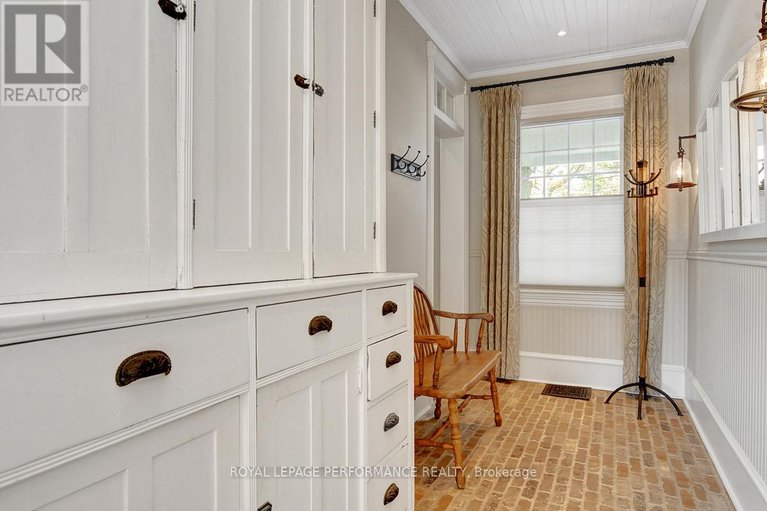 28607990/93-craig-street/village-of-russell/russell/ontario/K4R1A2_16