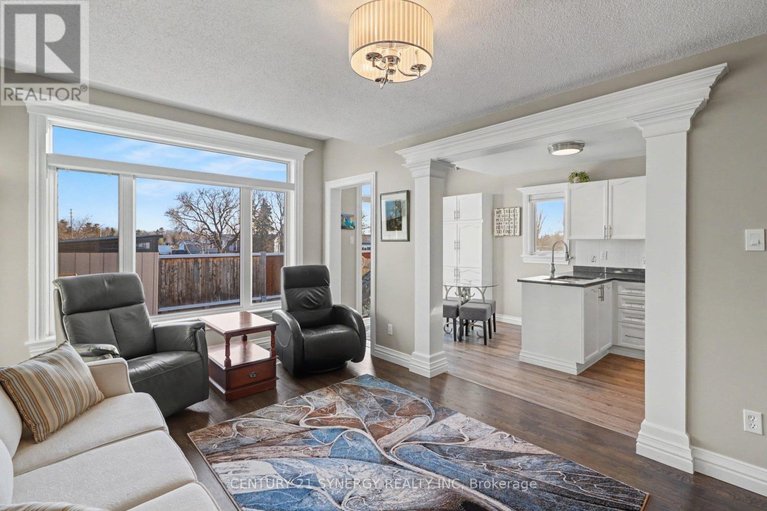 29467207/129-ludlowe-street/fallingbrookgardenway-south/ottawa/ontario/K4A5C2_11