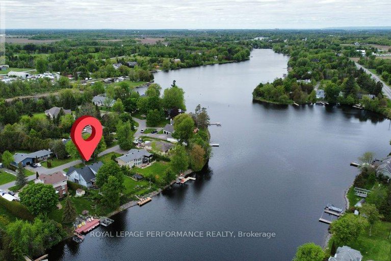 29143197/6099-james-bell-drive/manotick-south-to-roger-stevens/ottawa/ontario/K4M1B3_42