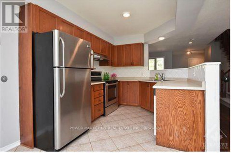 28931530/783-nesting-way/fallingbrookgardenway-south/ottawa/ontario/K4A3X6_16
