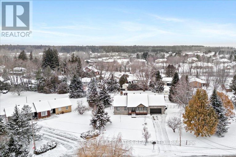 29209714/3-longtin-street/clarencerockland-twp/clarence-rockland/ontario/K0A1E0_31