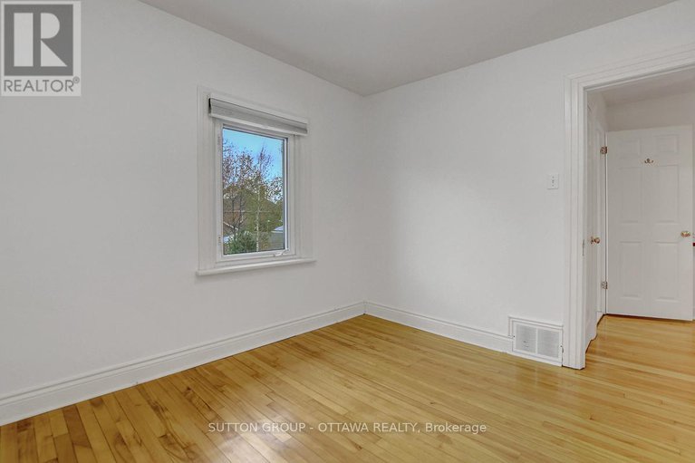 29153330/200-breezehill-avenue-n/hintonburg/ottawa/ontario/K1Y2H9_17