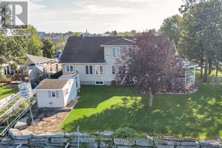 29056281/300-voisine-road/town-of-rockland/clarence-rockland/ontario/K4K1A1_9