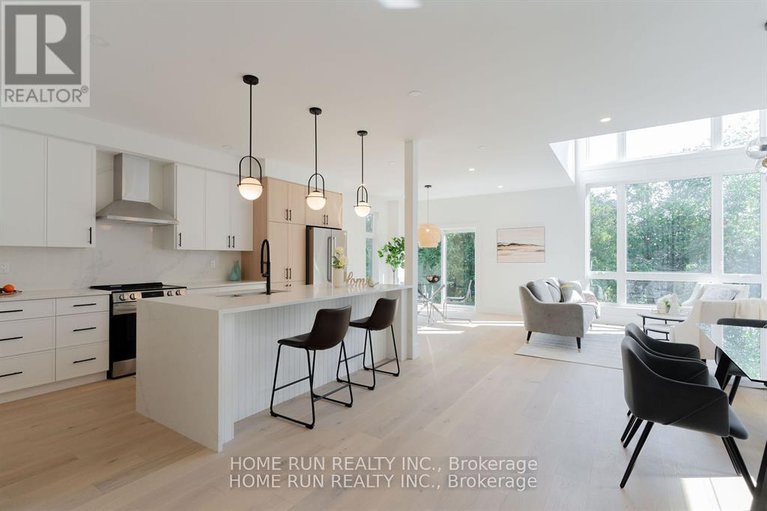 28322448/2241-page-road/chapel-hill/ottawa/ontario/K1C7K5_8