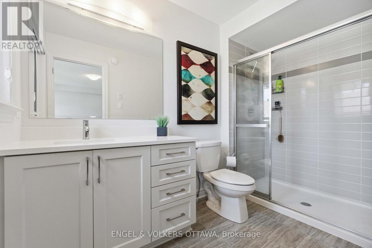 28568495/640-cordelette-circle/mer-bleuebradley-estatesanderson-park/ottawa/ontario/K1W0P2_23