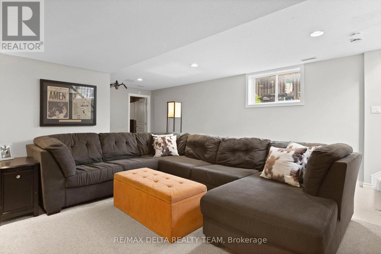 28585609/2070-melette-crescent/avalon-east/ottawa/ontario/K4A4X2_23