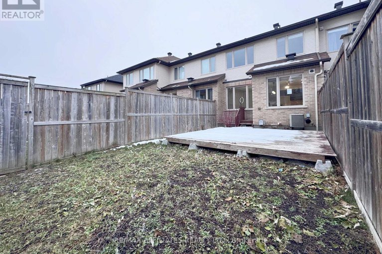 29142673/232-cooks-mill-crescent/riverside-south/ottawa/ontario/K1V2N1_29