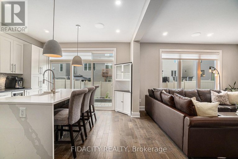 28902186/644-eagle-crest-heights/stittsville-north/ottawa/ontario/K2S2E6_9
