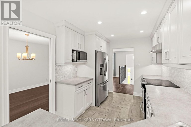 28479228/20-assiniboine-drive/borden-farmstewart-farmcarleton-heightsparkwood-hills/ottawa/ontario/K2E5R7_11
