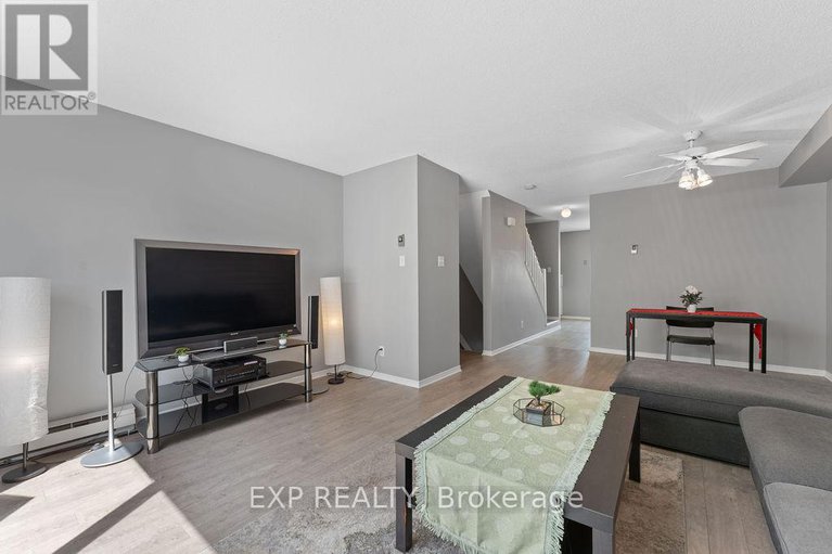 28765564/202-299-castor-street/village-of-russell/russell/ontario/K4R1E9_10