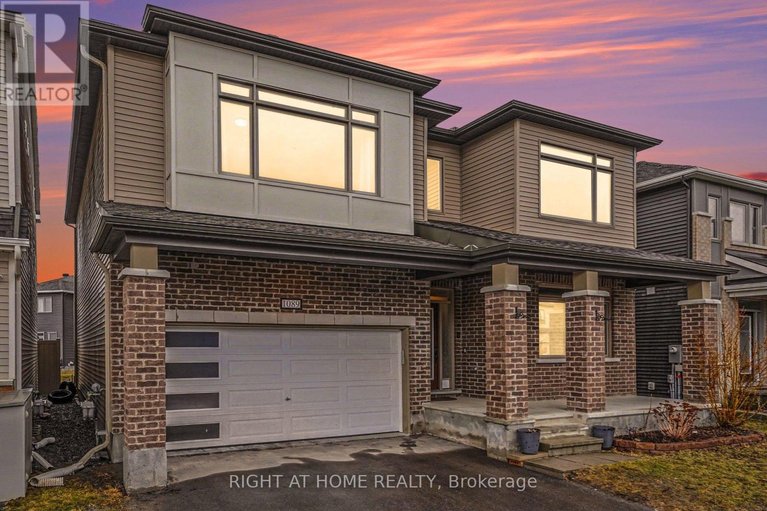 29592911/1089-apolune-street/half-moon-bay/ottawa/ontario/K2J6N8_1