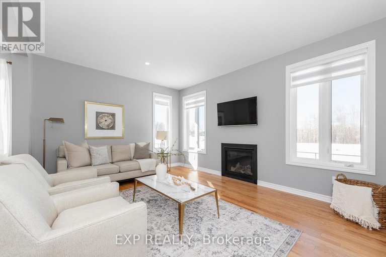 29359980/676-fisher-street/north-grenville-twp-kemptville-south/north-grenville/ontario/K0G1J0_9