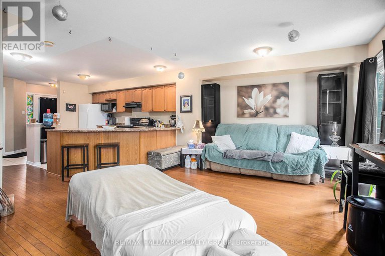 28493809/119-topham-terrace/fallingbrookgardenway-south/ottawa/ontario/K4A5B8_5