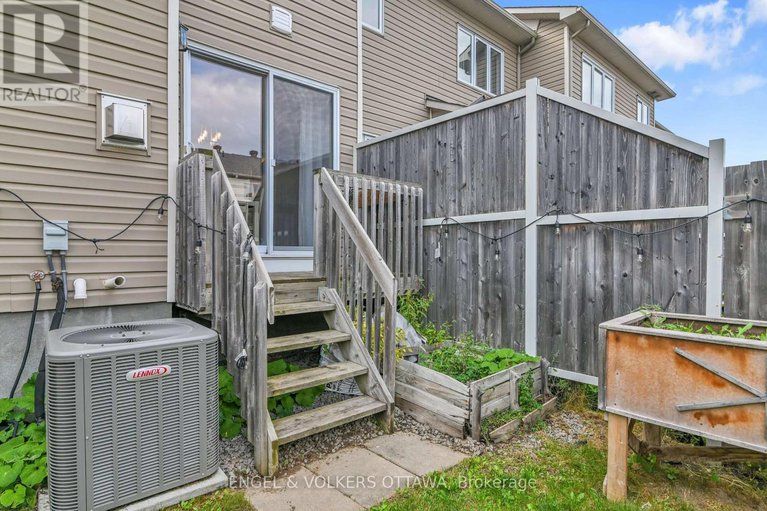 28940714/123-waterfern-way/avalon-east/ottawa/ontario/K4A0T4_31