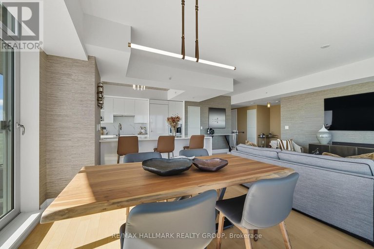 28894845/3407-805-carling-avenue/west-centre-town/ottawa/ontario/K1S2E7_14