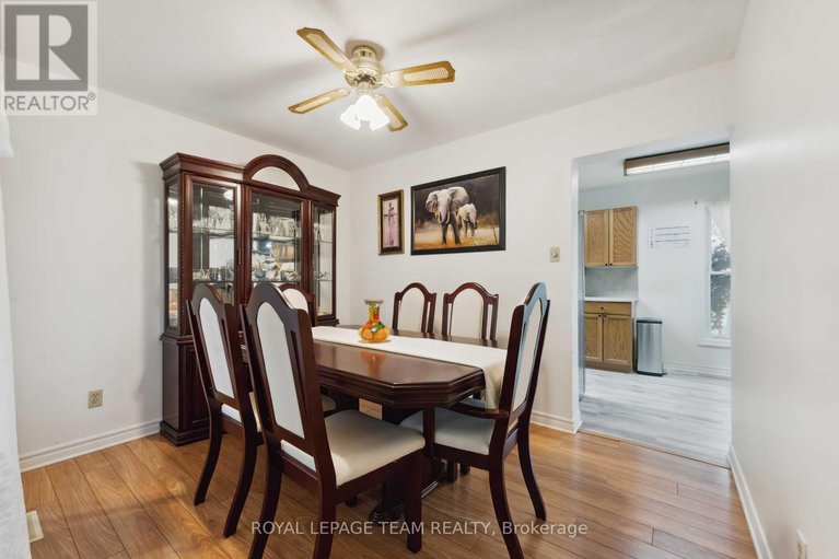 28512165/6351-st-louis-drive/hiawatha-parkconvent-glen/ottawa/ontario/K1C2X9_12