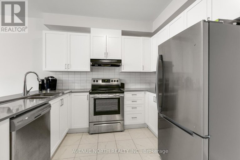 29267711/834-bascule-place/btwn-franktown-rd-fallowfield-rd/ottawa/ontario/K0A2Z0_5