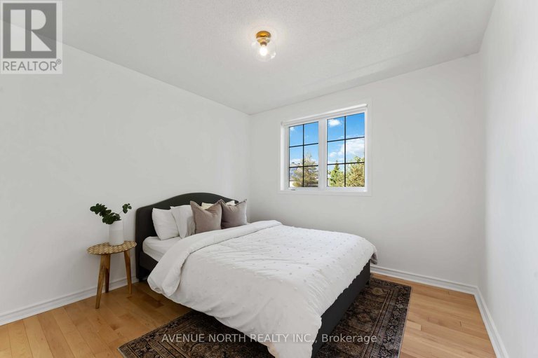 28812443/102-chancery-crescent/avalon-east/ottawa/ontario/K4A4N3_30