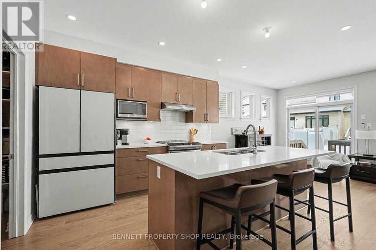 29642908/551-cardamom-terrace/stittsville-south/ottawa/ontario/K2S2X7_5