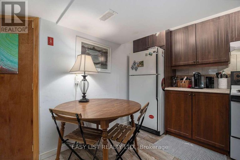 27540685/271-mcarthur-avenue/vanier/ottawa/ontario/K1L6P3_29