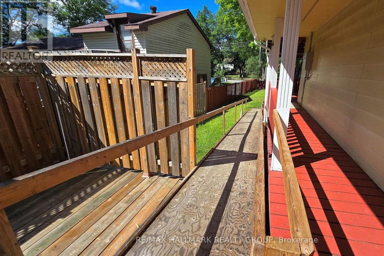 29082660/266-baldwin-street/constance-bay/ottawa/ontario/K0A3M0_25