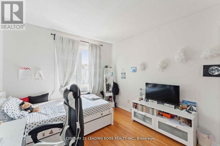 29127142/64-3691-albion-road/sawmill-creektimbermill/ottawa/ontario/K1T1P2_20