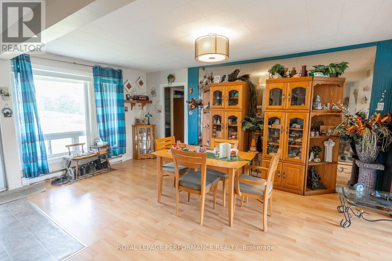 28395062/6223-164th-avenue/south-glengarry-lancaster-twp/south-glengarry/ontario/K0C1E0_17