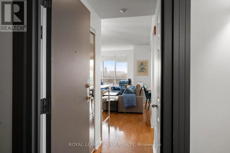 29608374/902-45-holland-avenue/ottawa-west/ottawa/ontario/K1Y4S3_4