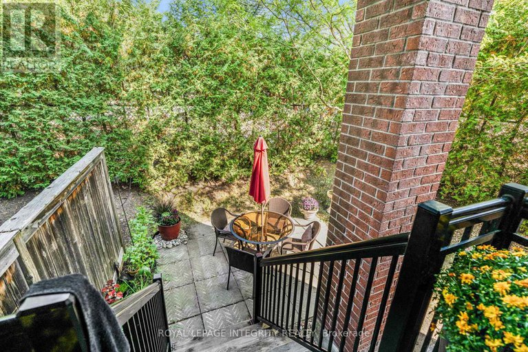 28878619/h-17-melrose-avenue-n/hintonburg/ottawa/ontario/K1Y1T8_27