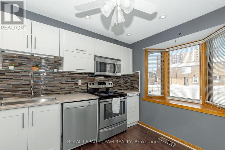 28251977/b-909-elmsmere-road/beacon-hill-south/ottawa/ontario/K1J8G4_3