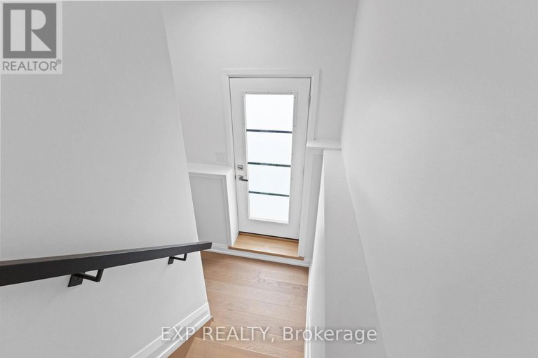 29043769/6819-notre-dame-street/chateauneuf/ottawa/ontario/K1C1H4_32