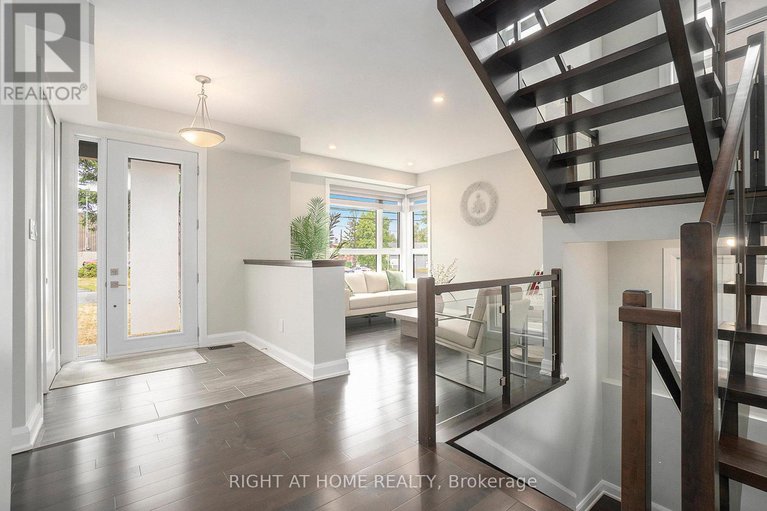 28794756/17-rideau-heights-drive/rideau-heightsrideau-river/ottawa/ontario/K2E7A7_3