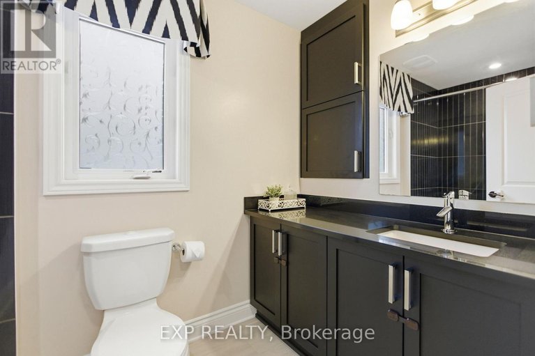 29606498/710-brian-good-avenue/riverside-southgloucester-glen/ottawa/ontario/K4M0C1_25