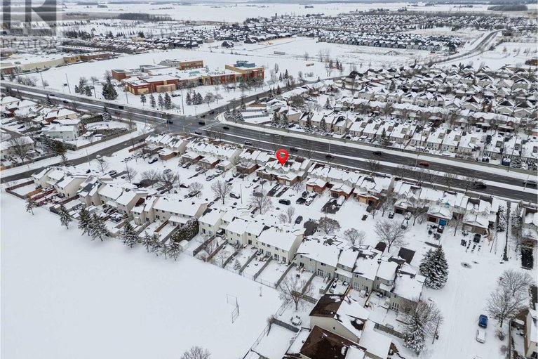 29640319/1096-ballantyne-drive/fallingbrookgardenway-south/ottawa/ontario/K4A4C6_31