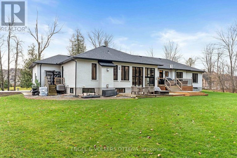 28524481/1108-meadowshire-way-sw/manotick-east-to-manotick-station/ottawa/ontario/K4M0A5_42