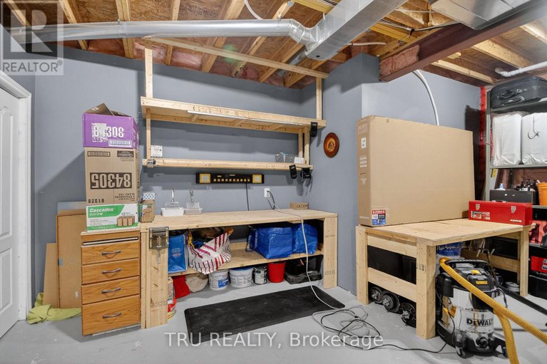 29386985/590-anjana-circle/cedargrovefraserdale/ottawa/ontario/K2J0C9_49