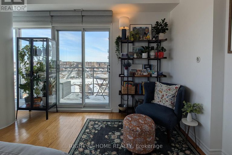 29403608/1804-70-landry-street/vanier/ottawa/ontario/K1L0A8_16