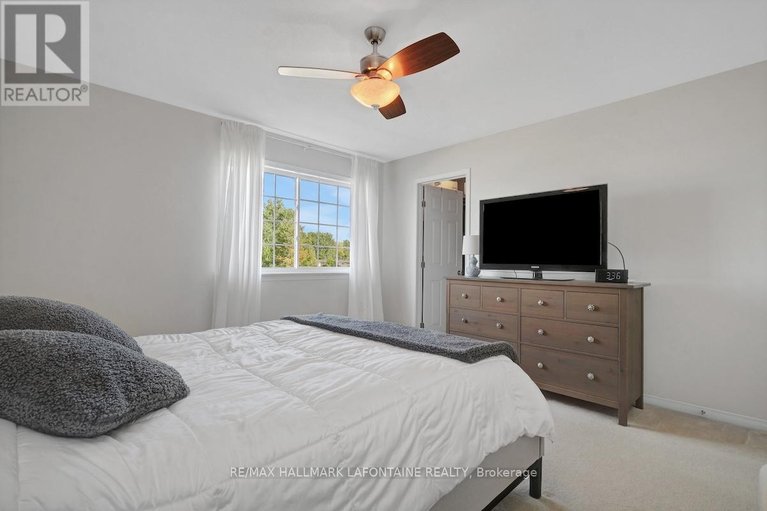 29412973/442-wisteria-crescent/hunt-club/ottawa/ontario/K1V0P1_25