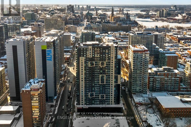 29318257/1802-180-george-street/lower-townbyward-market/ottawa/ontario/K1N0G8_1