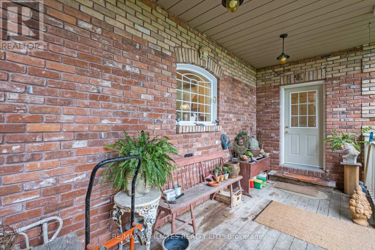 28528623/2435-county-road-20-road/north-grenville-twp-kemptville-south/north-grenville/ontario/K0G1T0_37