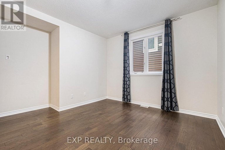 29064555/186-lamprey-street/half-moon-bay/ottawa/ontario/K2J6C3_25